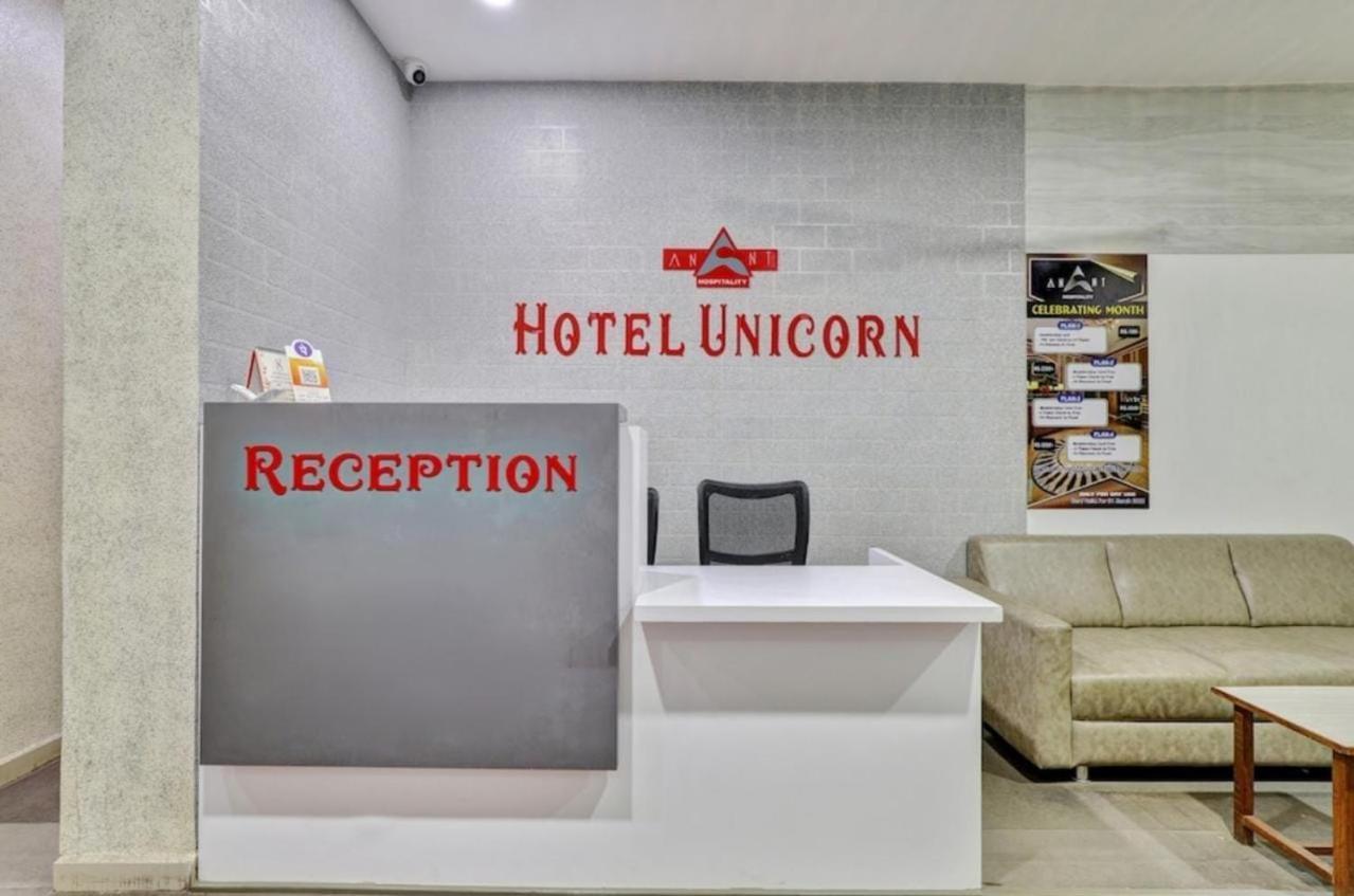 Hotel Unicorn, Surat Exterior foto